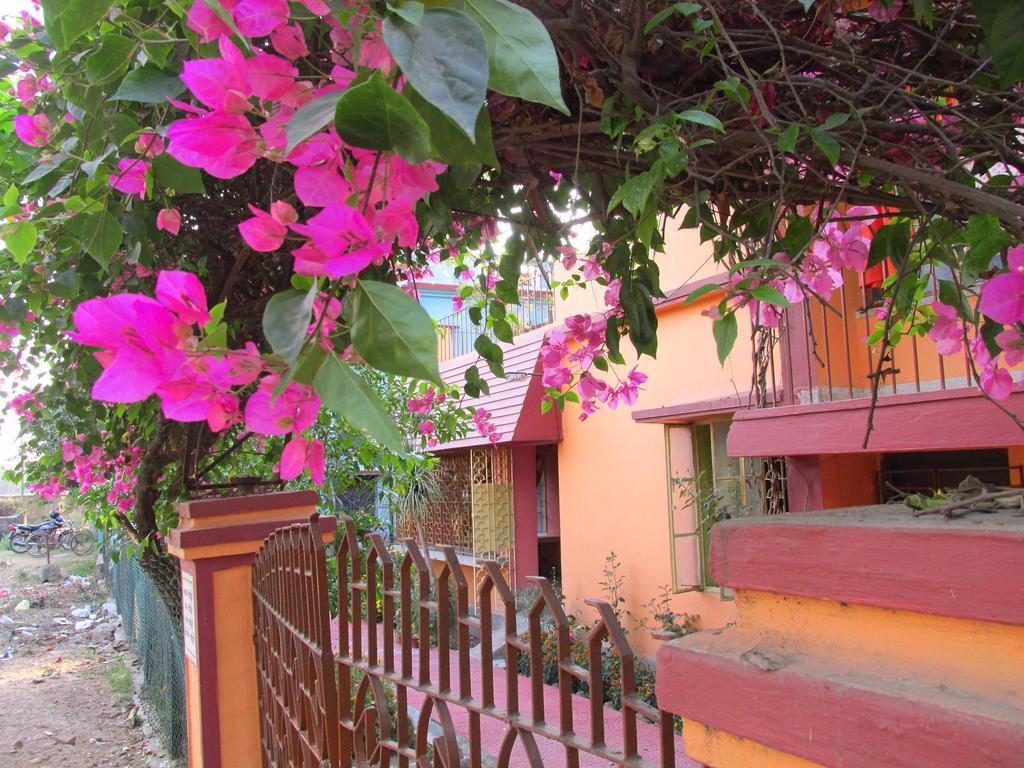 Pubali Homestay Bolpur Exterior photo