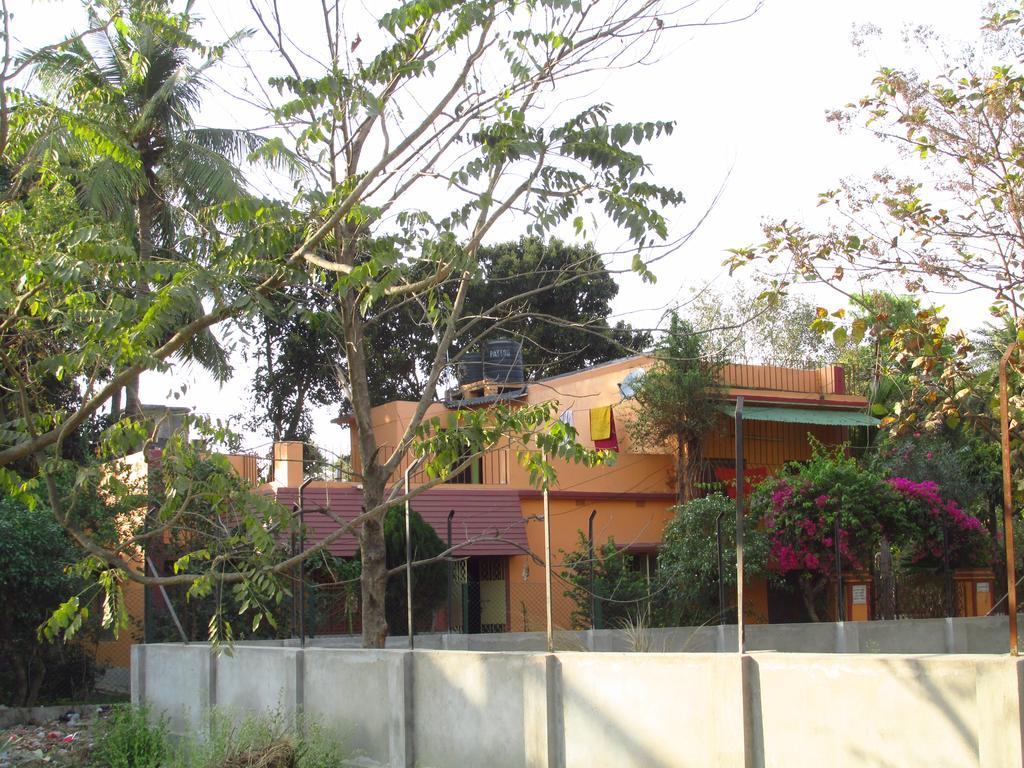 Pubali Homestay Bolpur Exterior photo